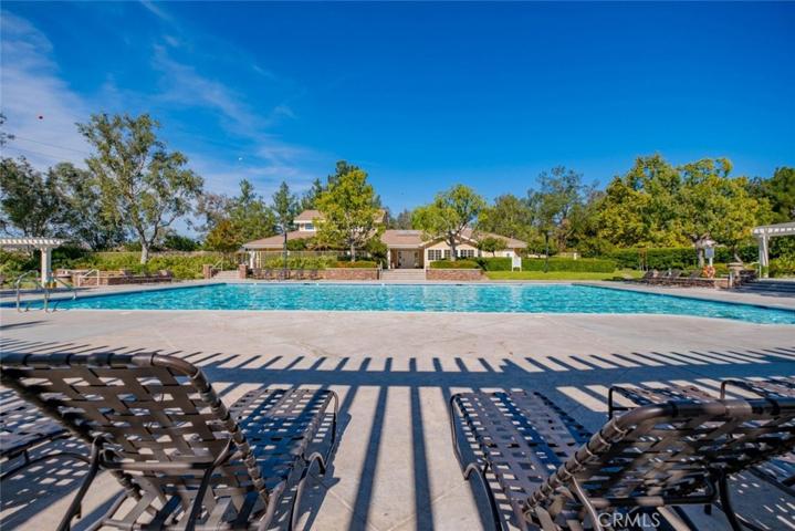 28075 Daydream Way, Valencia, California 91354