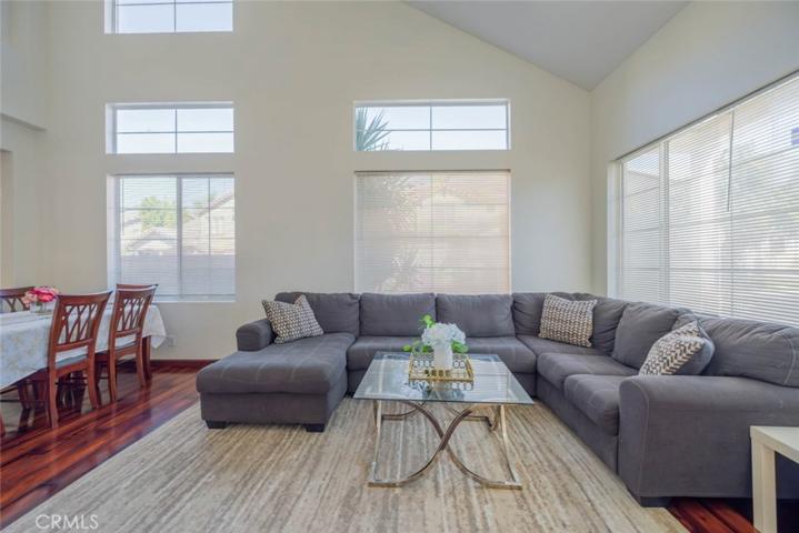 28075 Daydream Way, Valencia, California 91354