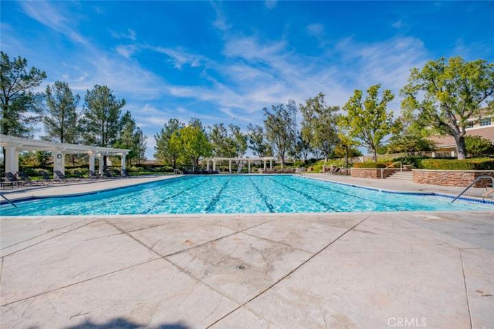 28075 Daydream Way, Valencia, California 91354