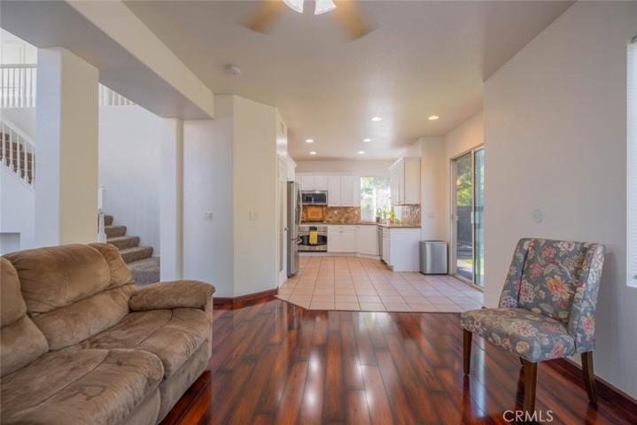 28075 Daydream Way, Valencia, California 91354