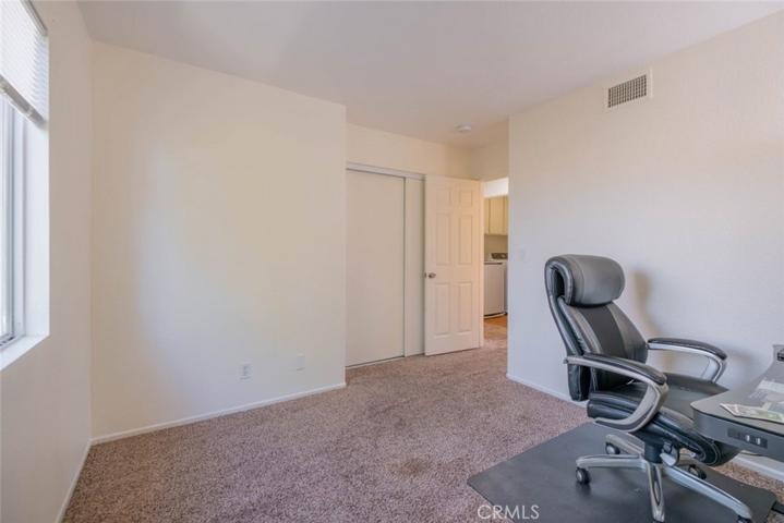 28075 Daydream Way, Valencia, California 91354