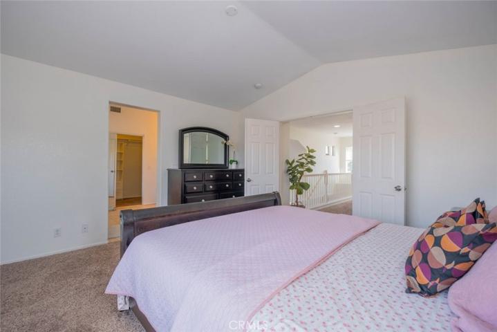 28075 Daydream Way, Valencia, California 91354