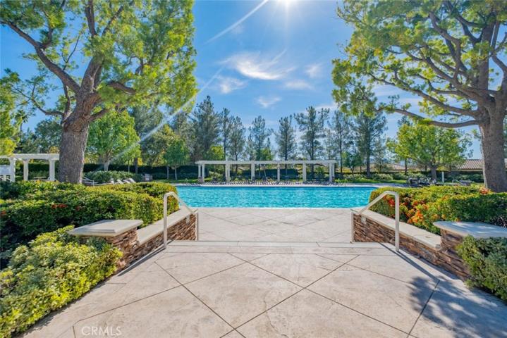 28075 Daydream Way, Valencia, California 91354
