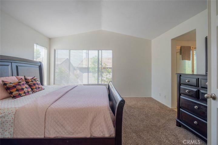 28075 Daydream Way, Valencia, California 91354