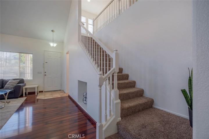 28075 Daydream Way, Valencia, California 91354