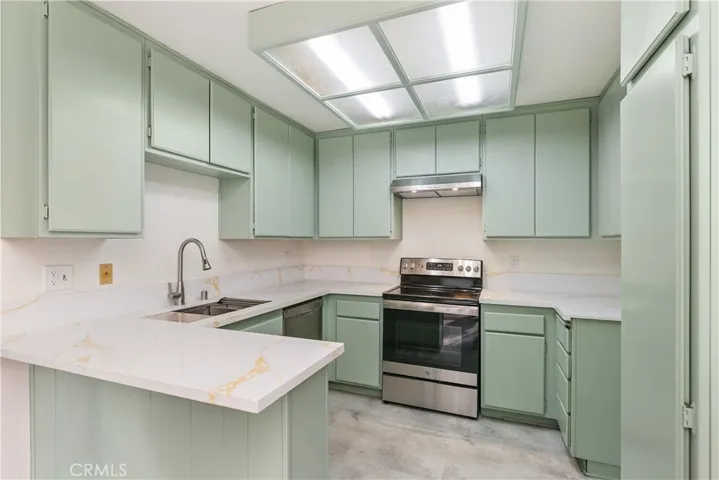 7718 Rambling Brook Way, Stanton, California 90680