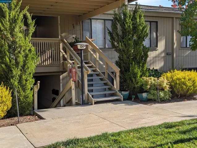 1305 Singingwood Ct Unit 2, Walnut Creek, California 94595