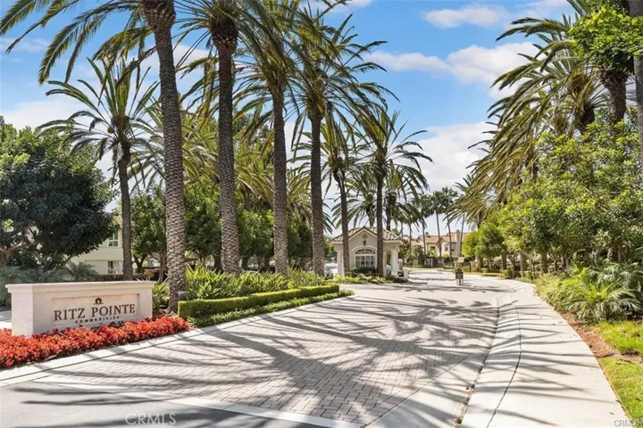 16 Corniche Drive Unit B, Dana Point, California 92629