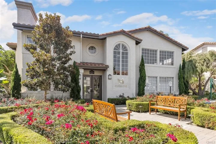 16 Corniche Drive Unit B, Dana Point, California 92629