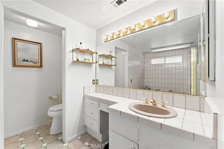 1320 Waterloo Court, Riverside, California 92506