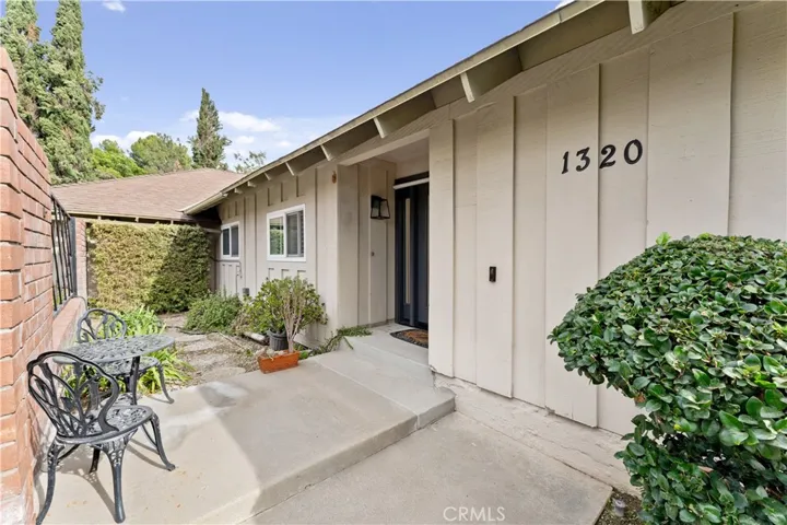 1320 Waterloo Court, Riverside, California 92506