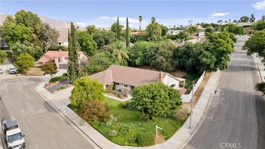 1320 Waterloo Court, Riverside, California 92506