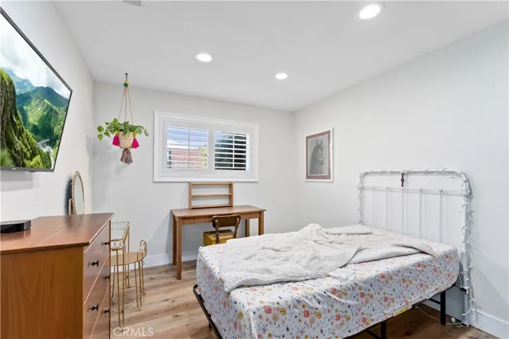 1320 Waterloo Court, Riverside, California 92506
