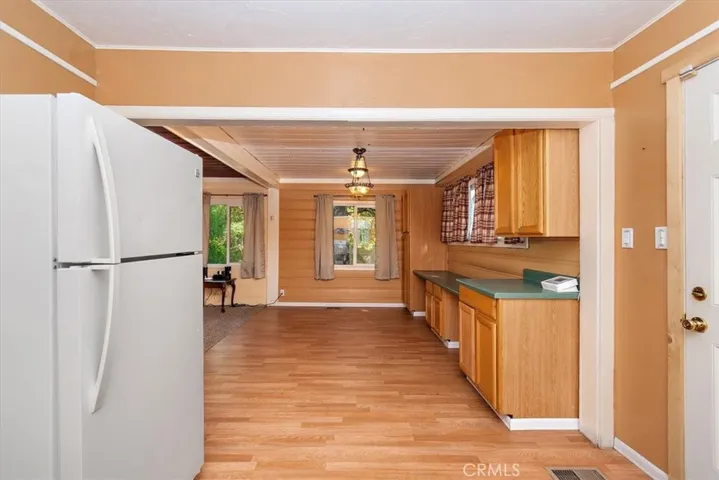 263 Forest Circle, Crestline, California 92325