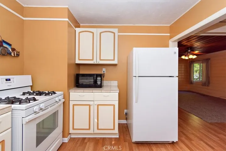 263 Forest Circle, Crestline, California 92325