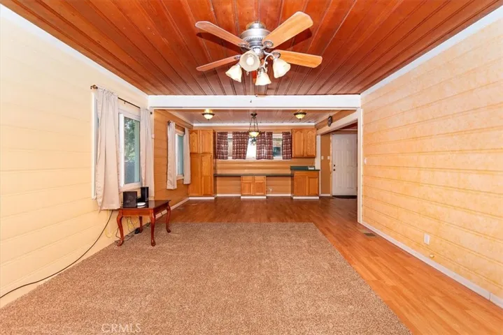 263 Forest Circle, Crestline, California 92325