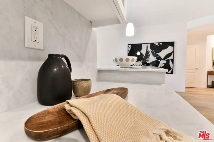 4180 Fair Avenue 205, Studio City, California 91602