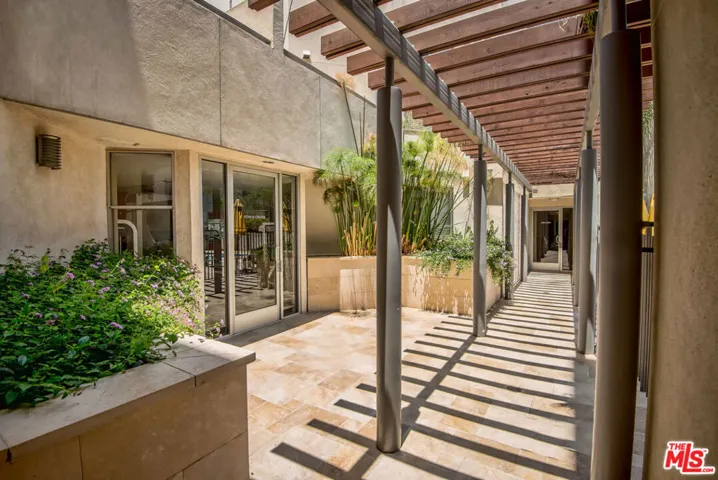 4180 Fair Avenue 205, Studio City, California 91602