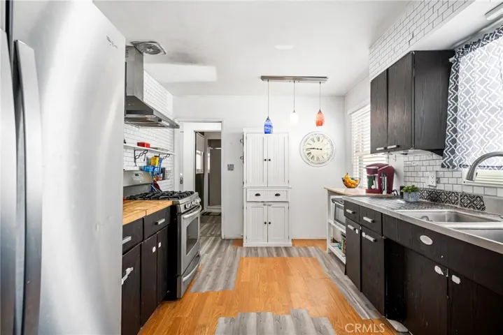 1414 E Maple, Orange, California 92866