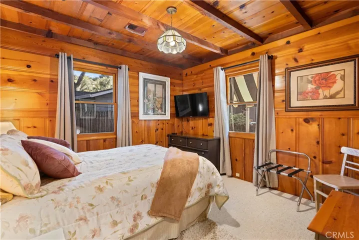 3296 Southlake Drive, Kelseyville, California 95451