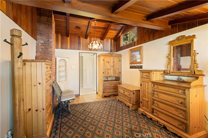 3296 Southlake Drive, Kelseyville, California 95451