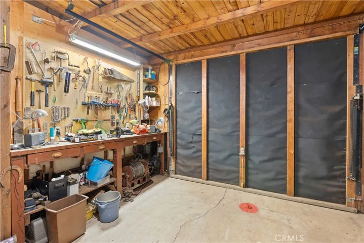 3296 Southlake Drive, Kelseyville, California 95451