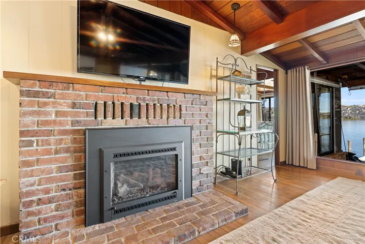 3296 Southlake Drive, Kelseyville, California 95451