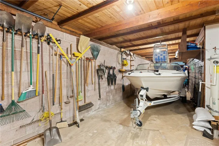 3296 Southlake Drive, Kelseyville, California 95451