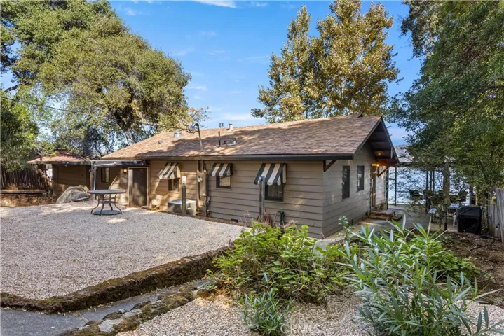 3296 Southlake Drive, Kelseyville, California 95451
