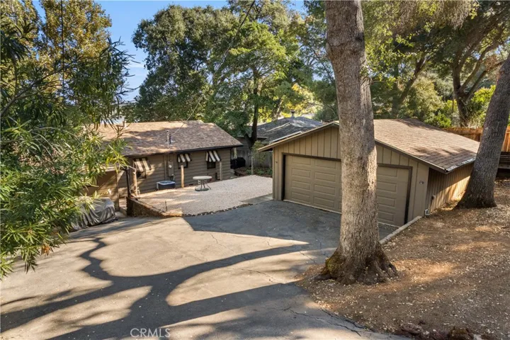 3296 Southlake Drive, Kelseyville, California 95451