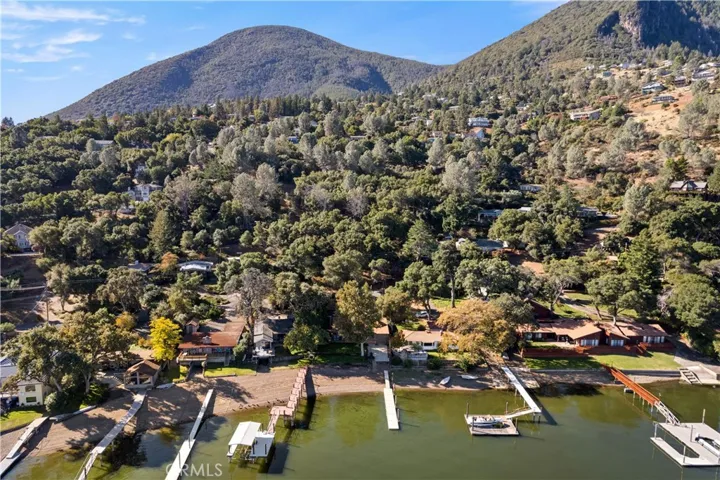 3296 Southlake Drive, Kelseyville, California 95451