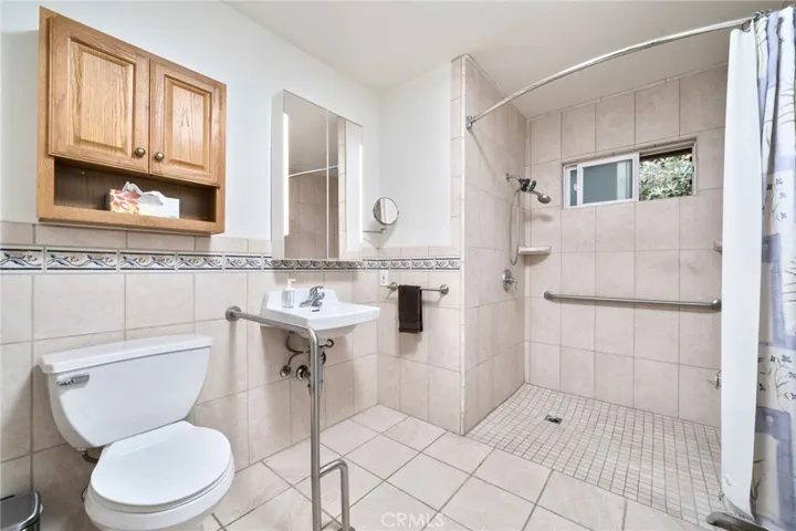1770 Bridgeport Avenue, Claremont, California 91711