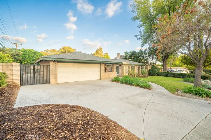 1770 Bridgeport Avenue, Claremont, California 91711