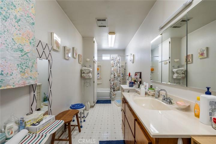6202 Camphor Avenue, Westminster, California 92683