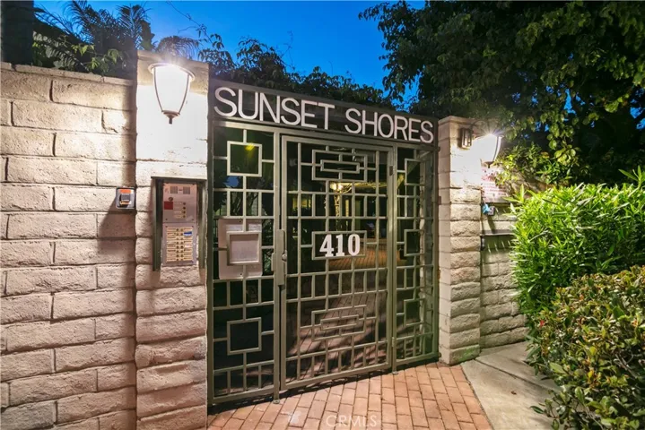 Sunset Shores Entrance