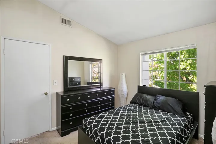 18 Mirlo 89, Rancho Santa Margarita, California 92688