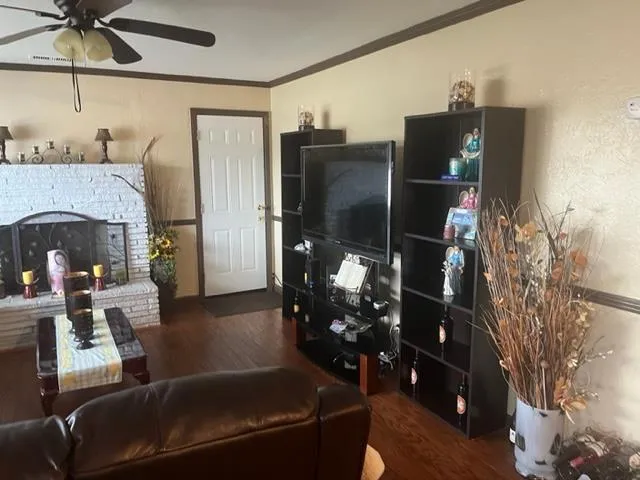 271 San Juan Drive, Hollister, California 95023