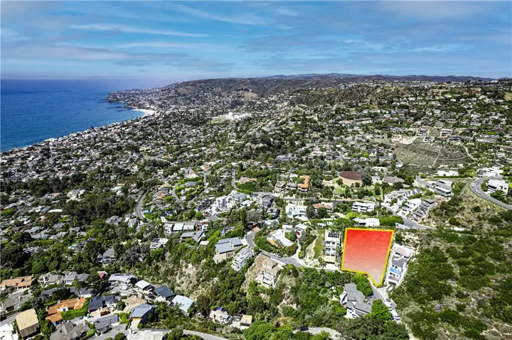 831 Diamond Street, Laguna Beach, California 92651