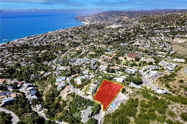 831 Diamond Street, Laguna Beach, California 92651
