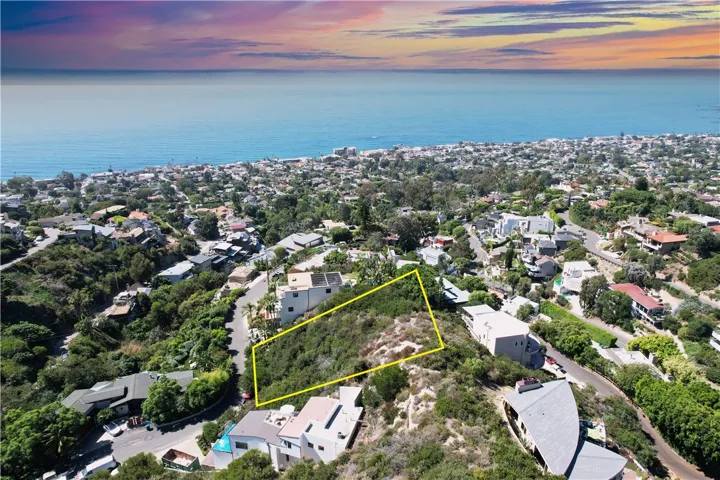 831 Diamond Street, Laguna Beach, California 92651