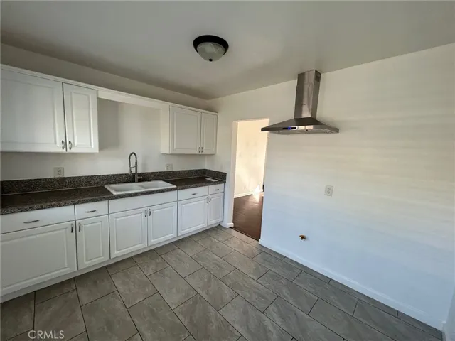 3247 W 134th Street, Hawthorne, California 90250