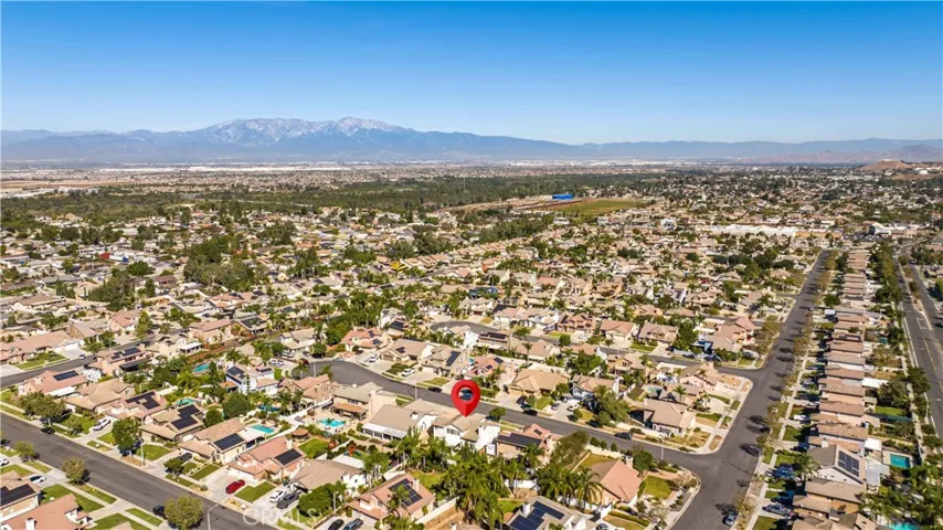 2144 Cartwheel Circle, Corona, California 92878
