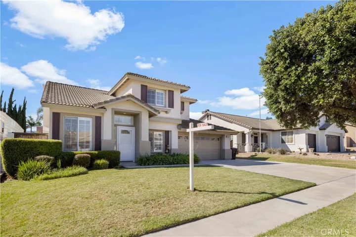 2144 Cartwheel Circle, Corona, California 92878