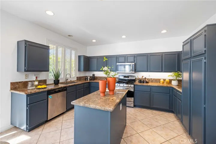 2144 Cartwheel Circle, Corona, California 92878