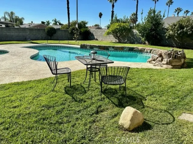 1301 Del Rio Way, Ontario, California 91764