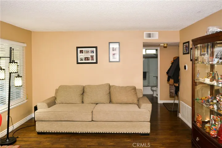 1301 Del Rio Way, Ontario, California 91764