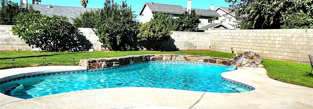 1301 Del Rio Way, Ontario, California 91764