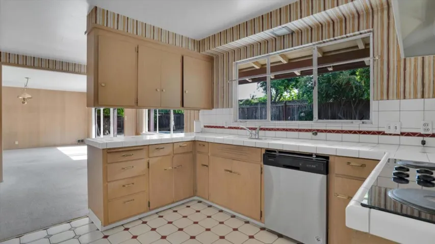 19814 Bonnie Ridge Way, Saratoga, California 95070