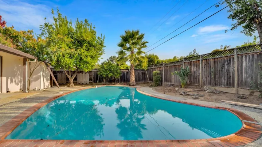 19814 Bonnie Ridge Way, Saratoga, California 95070