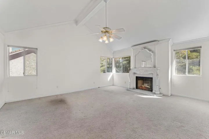 2824 Chippewa Ave, Simi Valley - HsHProd